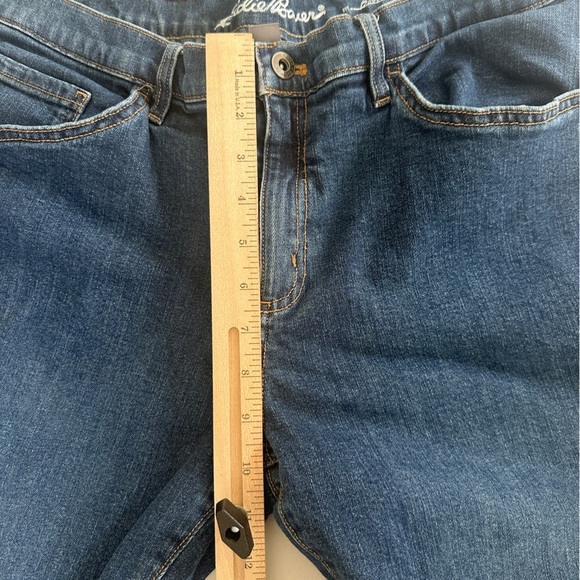 Eddie Bauer Jeans Womens 12 Flannel Lined Boyfriend Straight Leg Medium Wash - Picture 13 of 13